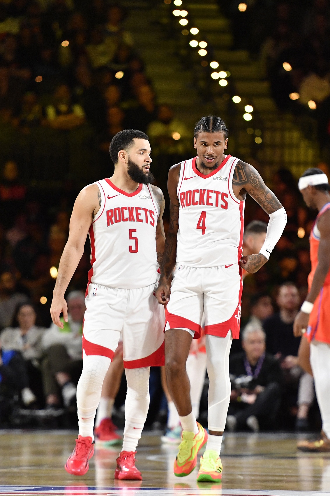 包含赛前突围战来临；迈阿密热火围绕NBA季后赛更衣室发声；引发热议；纪律约束更严格的词条-九游体育