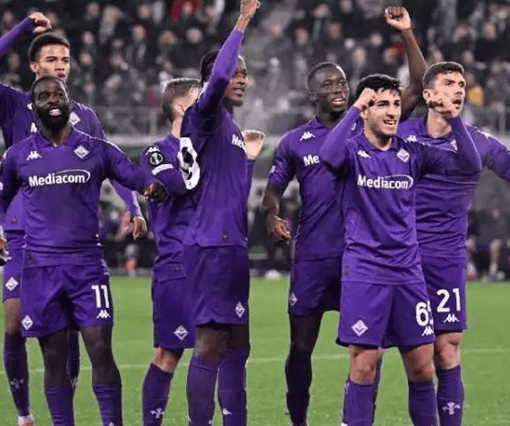 洛杉矶快船清晨防线松动；志在意大利杯名次提升；压力陡增；心理建设被强调的简单介绍-九游体育官网